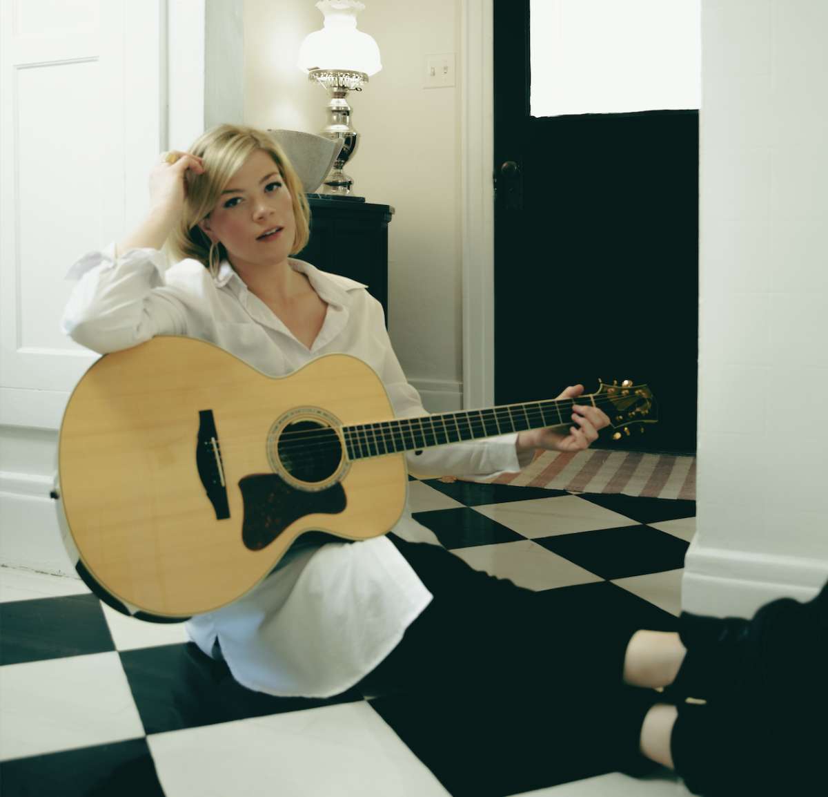 An Evening with Liz Longley
